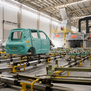 خط طلاء السيارات